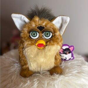 Vintage 1998 Furby Giraffe New With Tags and Box - WORKS